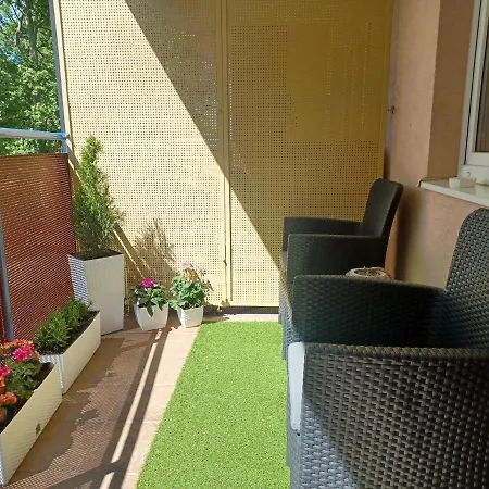 公寓 B & S - Free Garage Parking 什切青