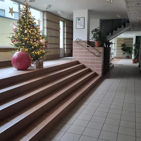 B & S - Free Garage Parking 公寓 *