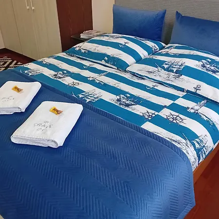 Διαμέρισμα B & S - Free Garage Parking *